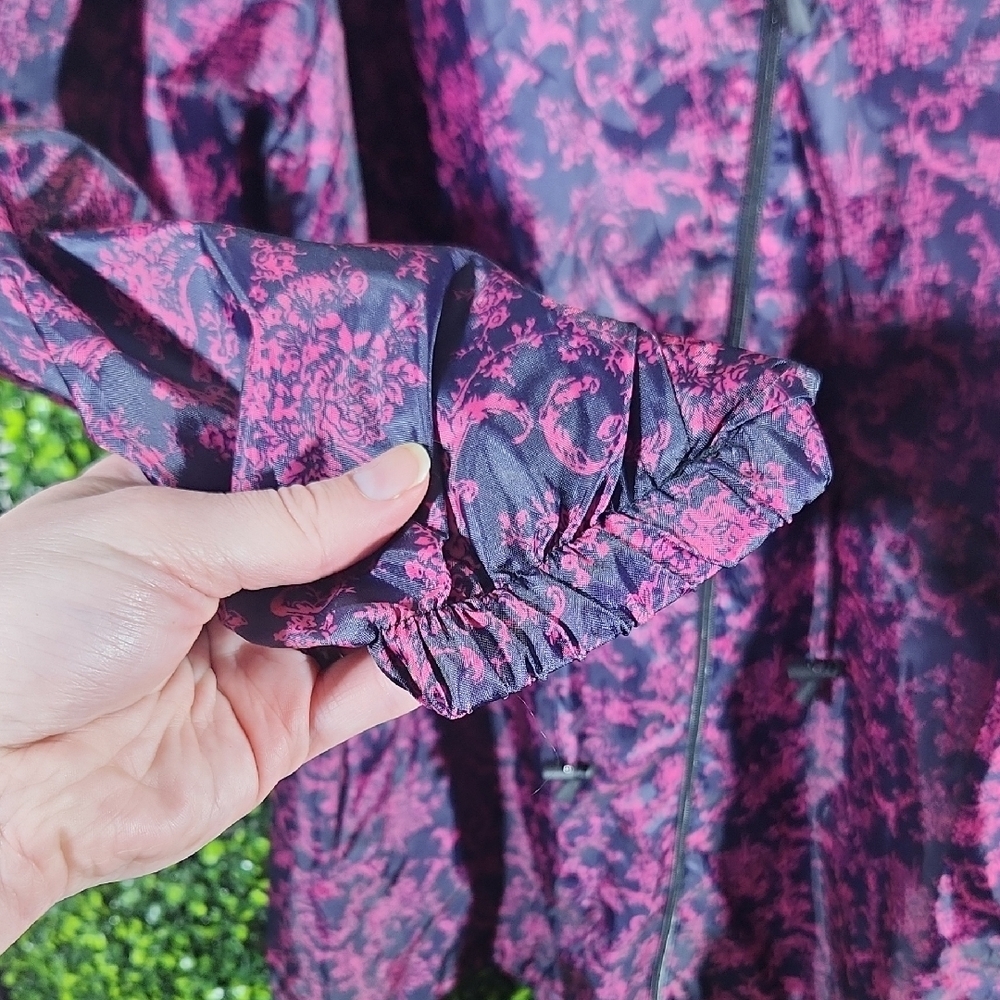 Chic Pink and Black Utility Jacket with Full-Length Zipper - Picture 7 of 16